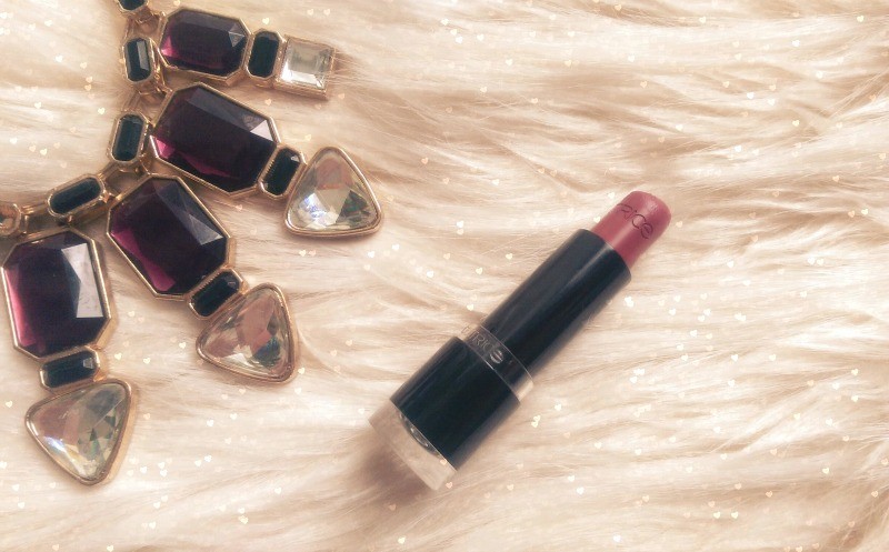REVIEW: Catrice Ultimate Colour Lipstick – #340 ‘Berry Bradshaw’