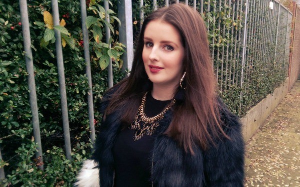 LOOK OF THE DAY: Faux fur Bomberjack & Maxidress